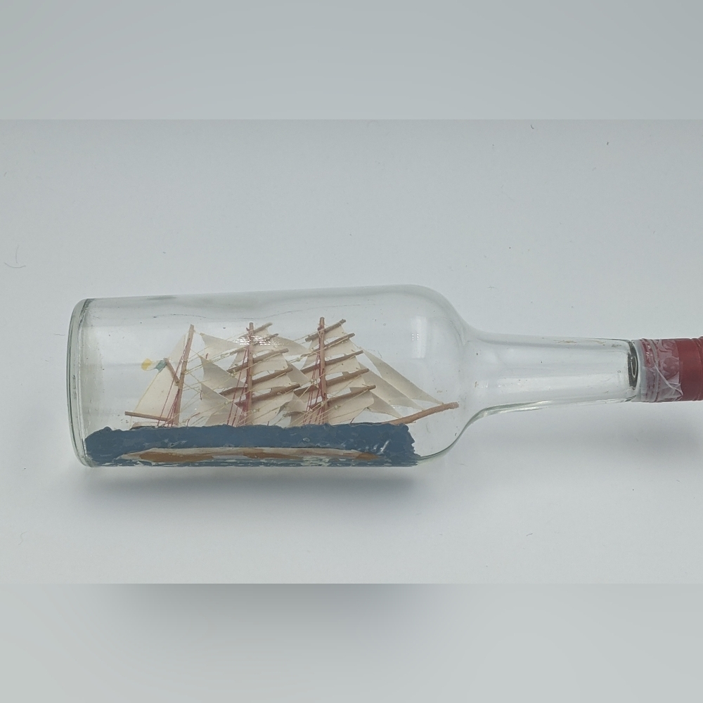 1921 Jameson whiskey "Ship in a bottle" extremely rare